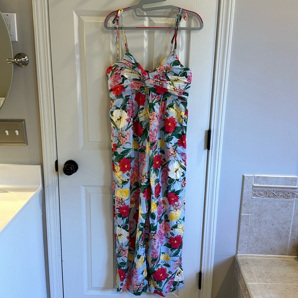 Old Navy Floral Jumpsuit, Size S, NWT - Picture 1 of 4